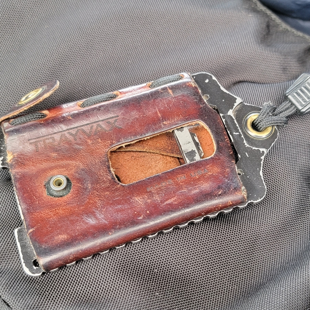 Trayvax Element Wallet